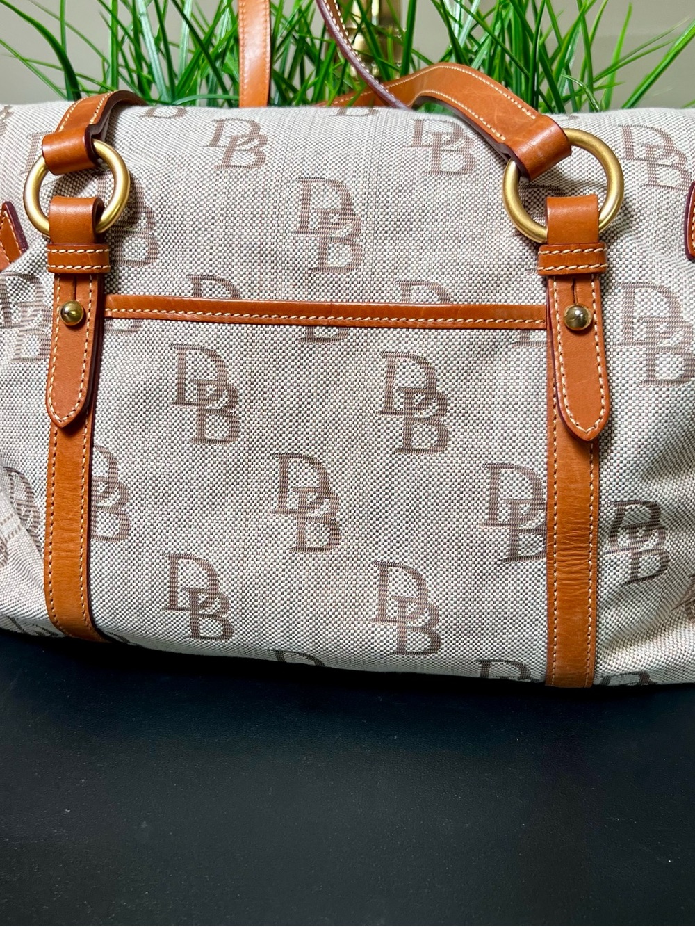 DOONEY & BOURKE Florentine Jacquard "The Smith" Shoulder Bag - Picture 2 of 15